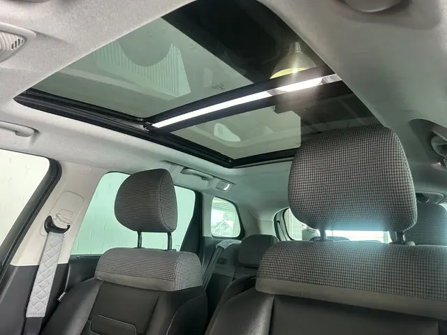 Citroën C3 Aircross 1.2 PureTech S&S Shine 2019 Benzine 18