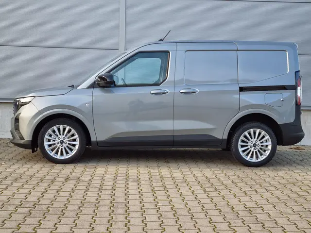 Ford Transit Courier 1.0 EcoBoost Limited 2024 Benzine 26
