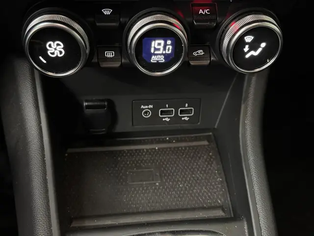 Renault Captur 1.0 TCe 100 Intens 2020 Benzine 29