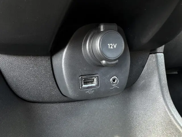Toyota Aygo 1.0 VVT-i x-now 2016 Benzine 12