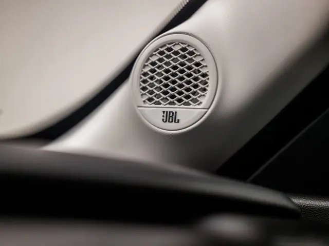 Jeep Avenger 1.2 Altitude Sport 2023 Benzine 23