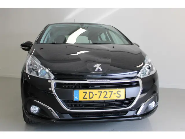 Peugeot 208 1.5 BlueHDi Blue Lease Active 2019 Diesel 3