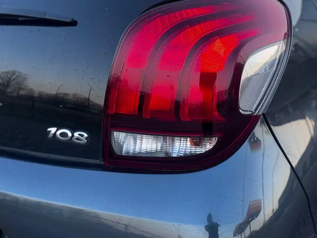 Peugeot 108 1.0 e-VTi Blue Lion+Airco+BT+NAP 2017 Benzine 20