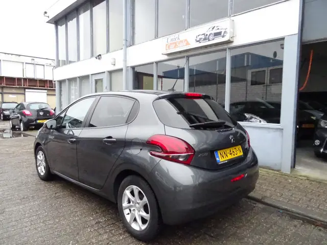 Peugeot 208 1.2 PureTech Blue Lease Premium 2016 Benzine 3