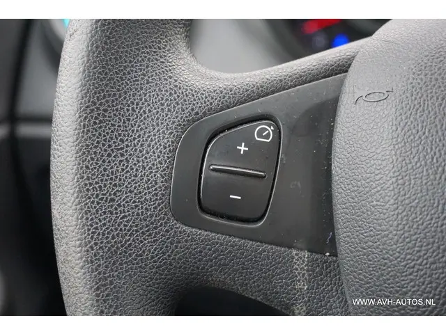 Renault Captur 0.9 TCe Authentique 2017 Benzine 18