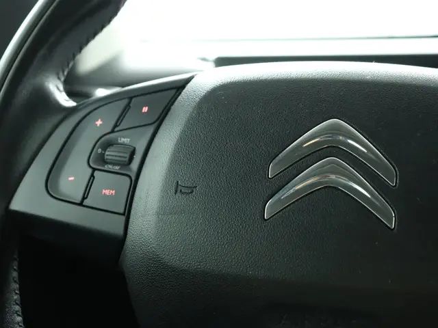 Citroën C4 Cactus 1.2 PureTech Business 2015 Benzine 20