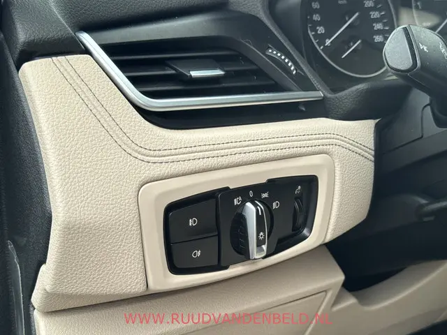 BMW 2 Serie Active Tourer 220i Sportline 2015 Benzine 26