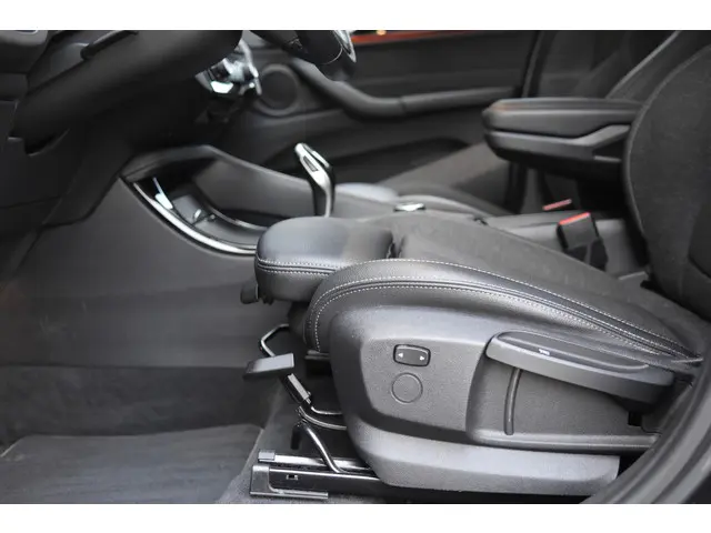 BMW X1 sDrive20i 2019 Benzine 10