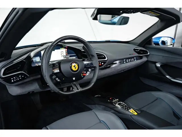 Ferrari 296 GTS 2024 Hybride Benzine 31