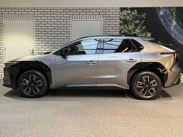 Toyota bZ4X Executive 73 kWh automaat 2025 Elektrisch 3