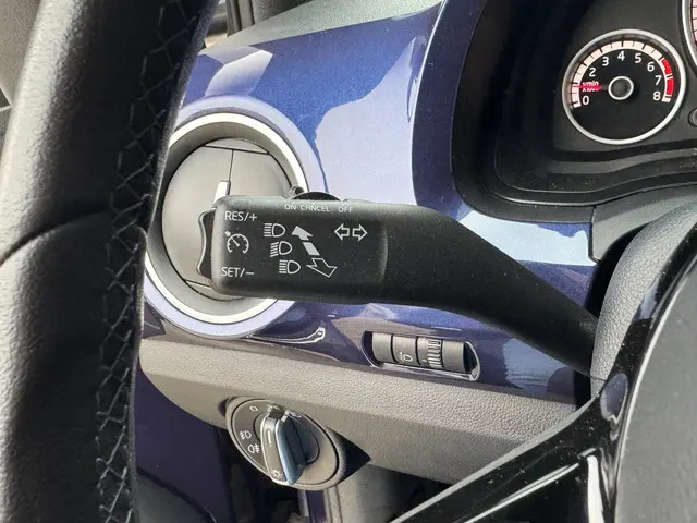 Volkswagen up! Club |5-deurs|NAVI|CRUISE|15” LM| 2015 Benzine 15