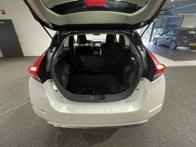 Nissan Leaf e+ N-Connecta 62 kWh 2022 Elektrisch 29