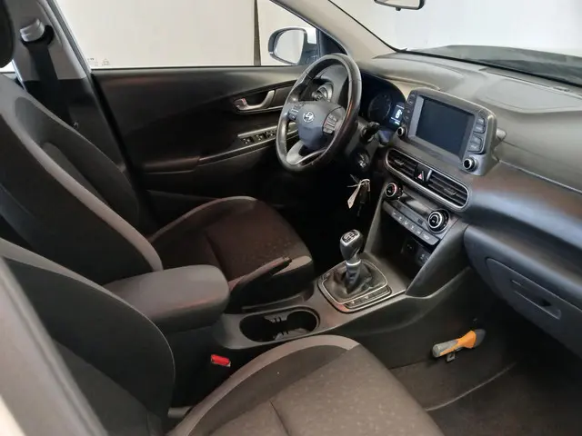 Hyundai Kona 1.0T Comfort - Front Schade - BPM 2017 Benzine 12