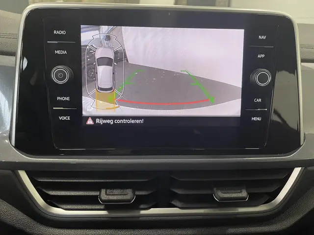 Volkswagen T-Roc 1.5 TSI Style 2024 Benzine 32