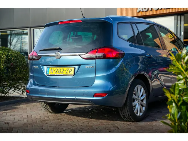 Opel Zafira Tourer 1.4 Berlin 2013 Benzine 11