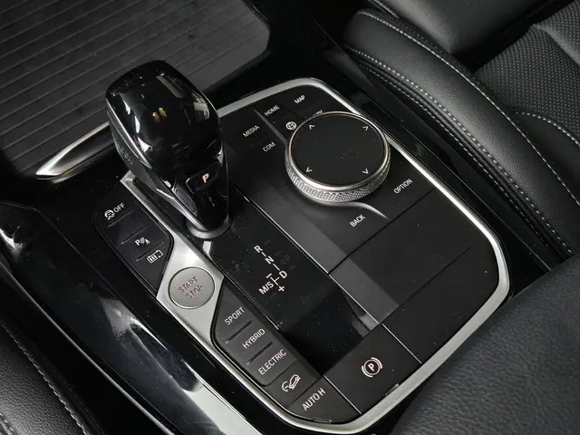 BMW X3 xDrive30e M SPORT 2022 Hybride Benzine 19