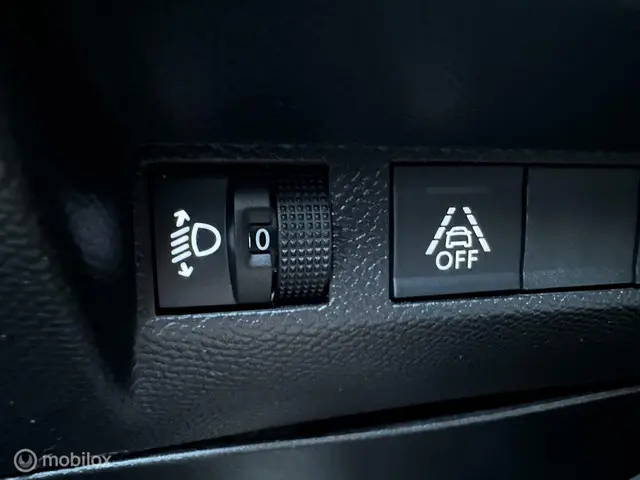 Peugeot 208 1.2 PureTech Active 2020 Benzine 19