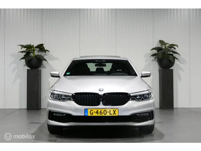 BMW 5 Serie 530i High Executive 2018 Benzine 3