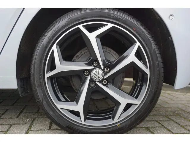 Volkswagen Polo 1.0 TSI Highline 2017 Benzine 32