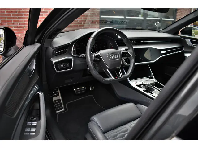 Audi RS6 Avant 4.0 TFSI quattro 2022 Benzine 55