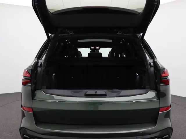 BMW X5 xDrive50e 2024 Hybride Benzine 54