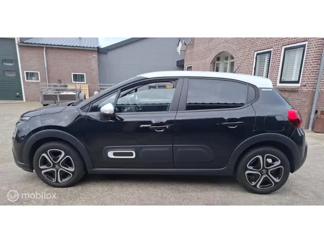 Citroën C3 1.2 PureTech Live/Zeer nette auto 2021 Benzine 7