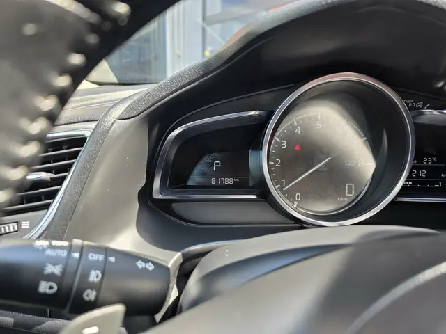 Mazda 3 2.0 SkyActiv-G 120 SkyLease GT 2018 Benzine 29
