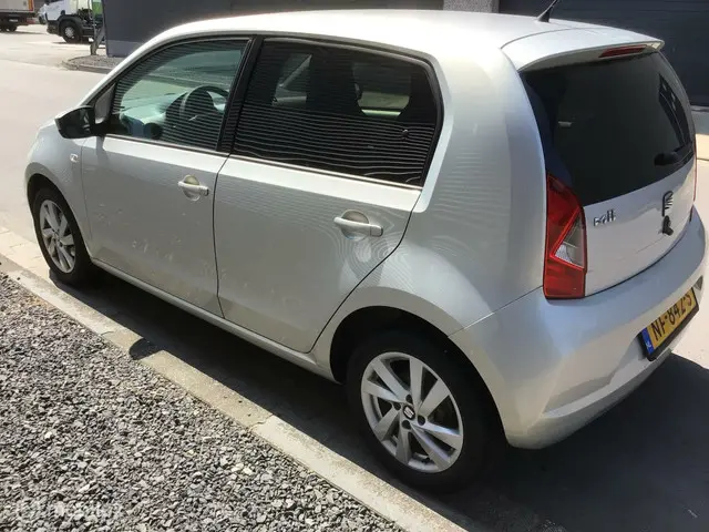 SEAT Mii 1.0 Style Chic 2013 Benzine 5