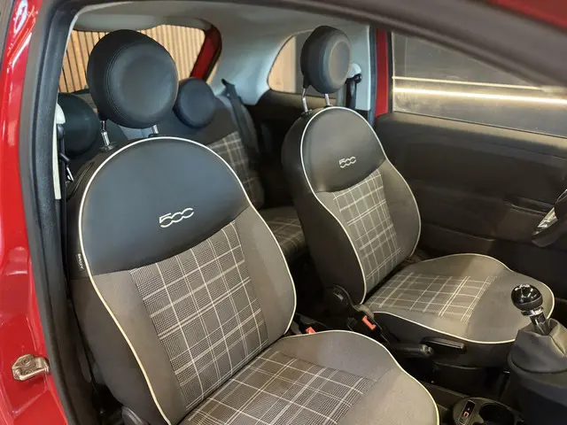 Fiat 500 1.2 Lounge 2019 Benzine 33