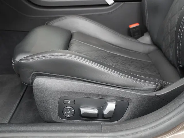 BMW M8 8-serie Gran Coupé Competition 2023 Benzine 22