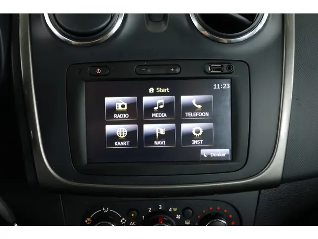 Dacia Sandero Stepway 0.9 TCe Lauréate 2013 Benzine 19