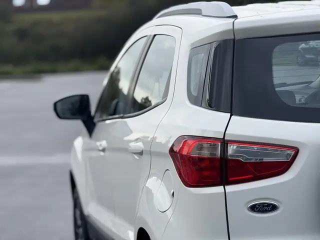 Ford EcoSport 1.0 EcoBoost Titanium 2015 Benzine 4