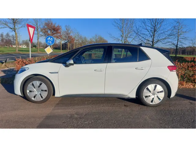 Volkswagen ID.3 Pure 45 kWh 2021 Elektrisch 13