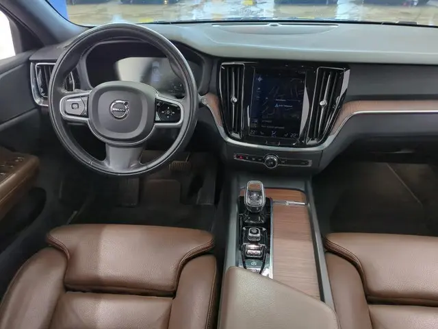 Volvo V60 2