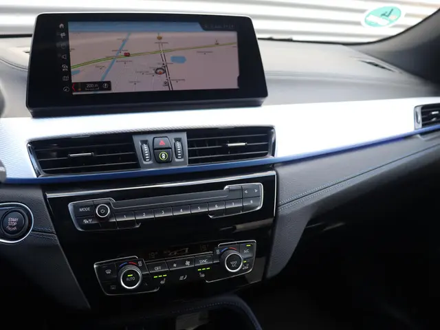 BMW X2 sDrive18i 2022 Benzine 15