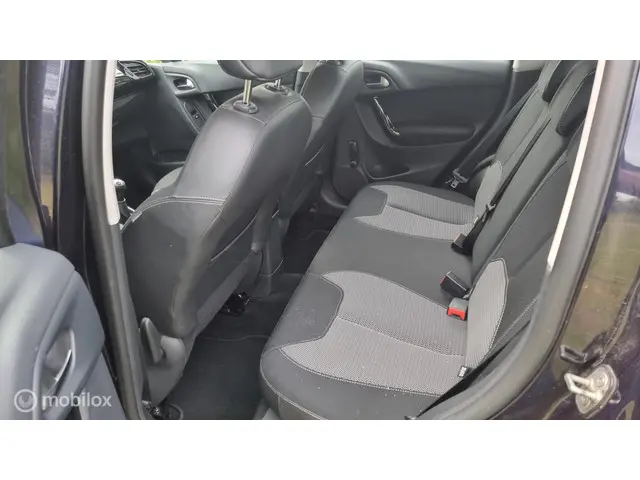 Citroën C3 1.2 VTi Exclusive 2014 Benzine 9