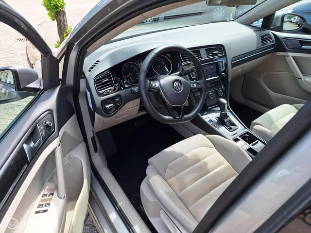 Volkswagen Golf 1.2 TSI HIGHLINE 2013 Benzine 16