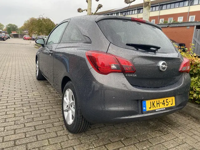 Opel Corsa 1.4 Innovation 2016 Benzine 23