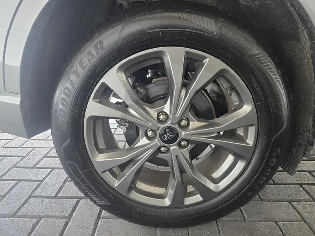 Ford Kuga 1.5 EcoBoost ST-Line 2023 Benzine 23