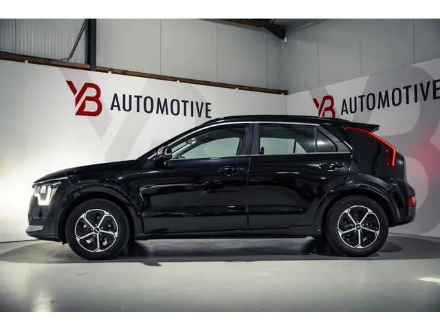 Kia Niro 1.6 GDi Hybrid DynamicLine 2023 Hybride Benzine 8