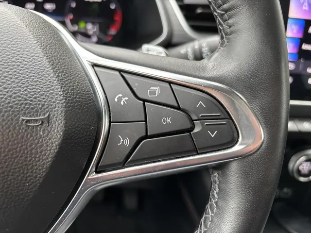 Renault Captur 1.3 mild hybrid 160 iconic 2024 Benzine 25