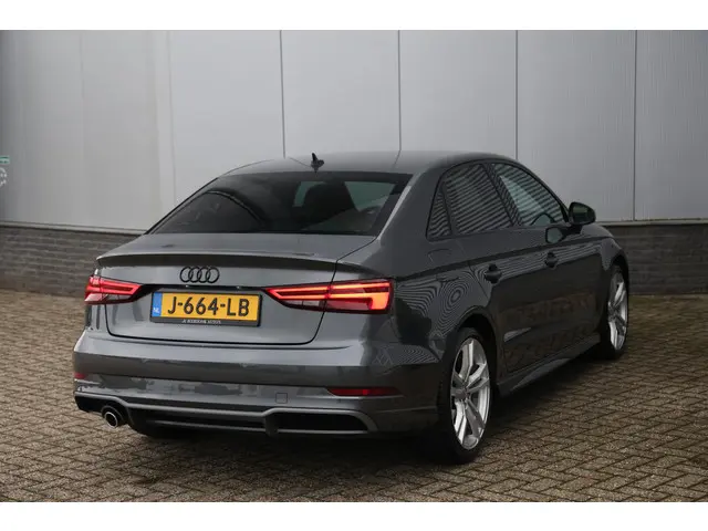 Audi A3 Limousine 30 TFSI 3x S-line 2020 Benzine 11