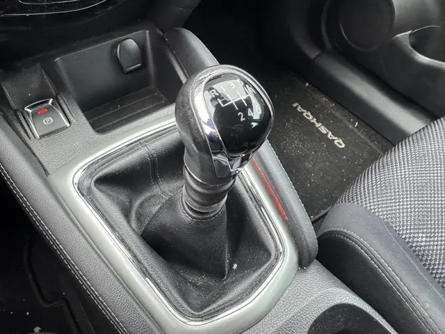 Nissan QASHQAI 1.2 N-Connecta 2017 Benzine 16