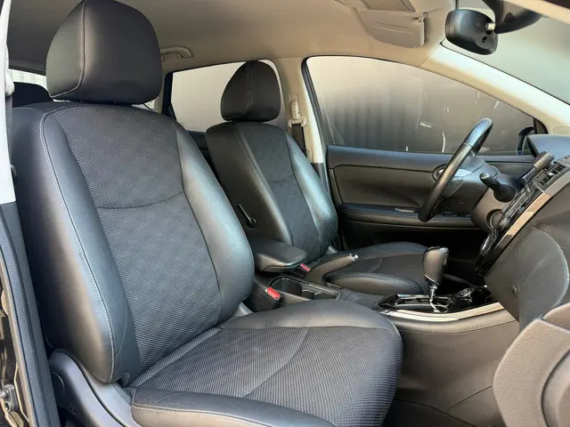 Nissan Pulsar 1.2 DIG-T N-Connecta 2017 Benzine 28