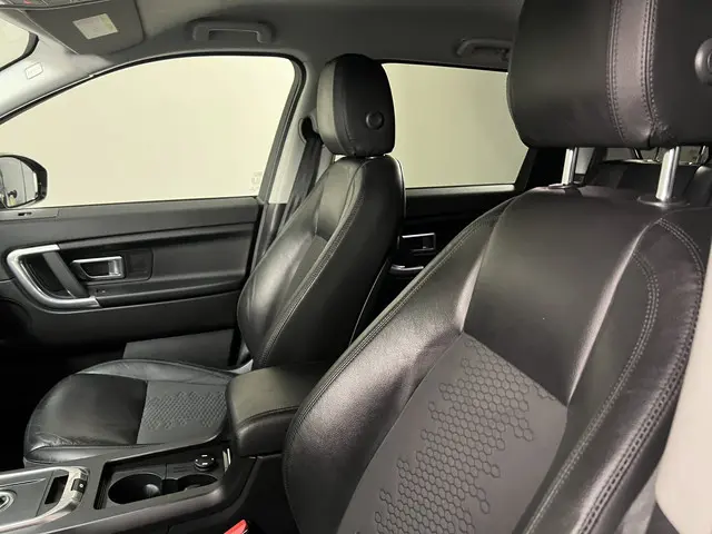 Land Rover Discovery Sport 2.0 TD4 SE 2018 Diesel 9