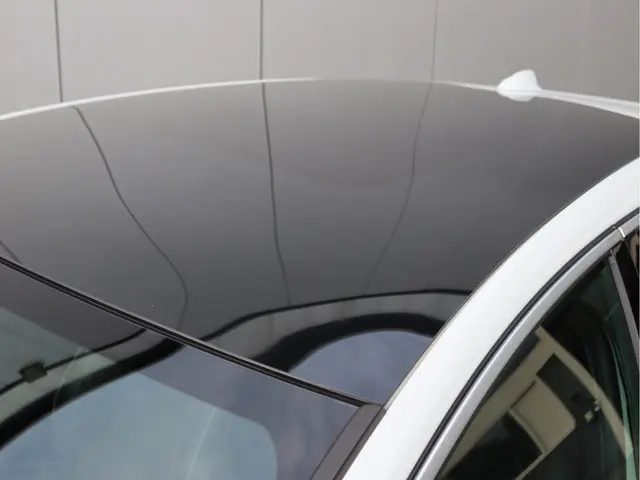 Volvo V40 2.0 T4 R-design 2018 Benzine 13