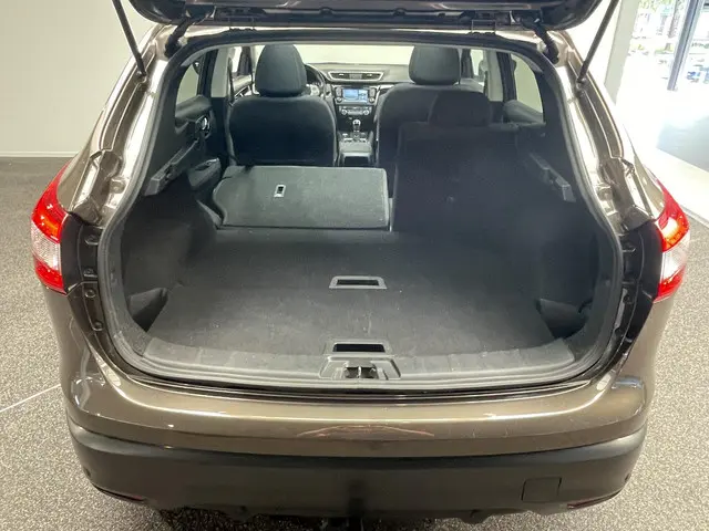 Nissan QASHQAI 1.2 N-Connecta 2017 Benzine 24