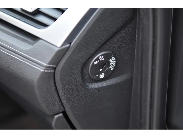 BMW X1 sDrive20i 2019 Benzine 29