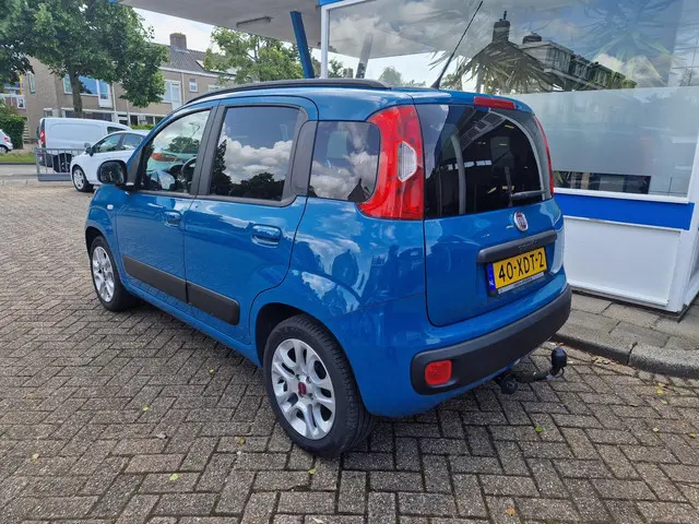 Fiat Panda 0.9 TwinAir Lounge | Trekhaak 2012 Benzine 4