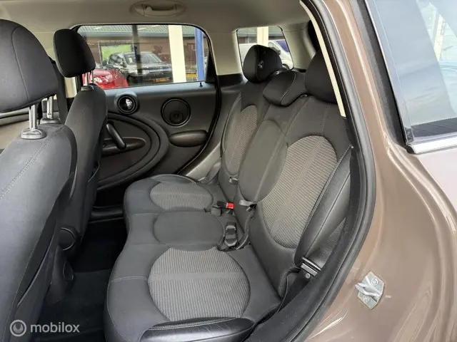 MINI Countryman 1.6 One Pepper 2013 Benzine 11